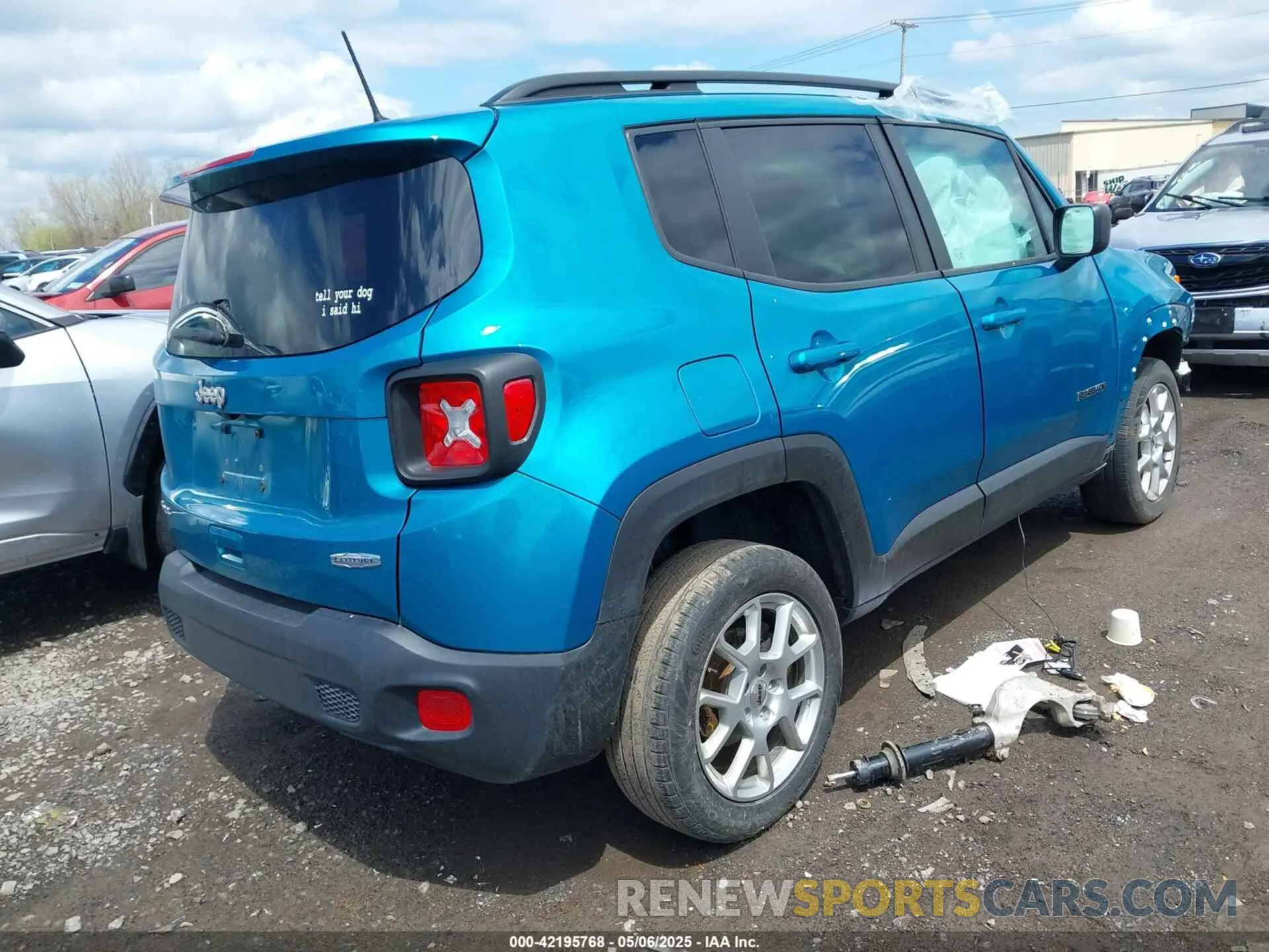 4 Photograph of a damaged car ZACNJDB1XNPN66679 JEEP RENEGADE 2022