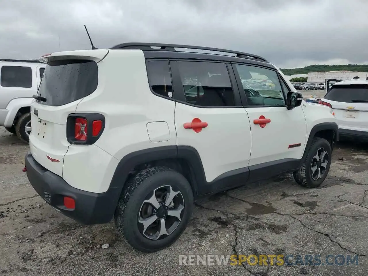 3 Photograph of a damaged car ZACNJDC11NPN68626 JEEP RENEGADE 2022