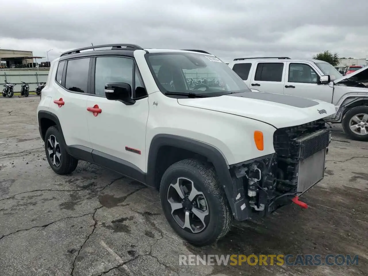4 Photograph of a damaged car ZACNJDC11NPN68626 JEEP RENEGADE 2022