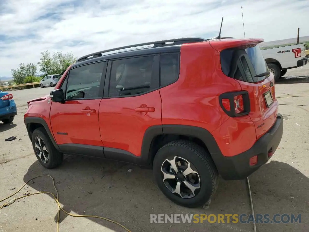 2 Photograph of a damaged car ZACNJDC11NPN99956 JEEP RENEGADE 2022