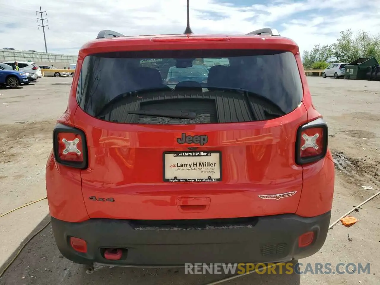 6 Photograph of a damaged car ZACNJDC11NPN99956 JEEP RENEGADE 2022