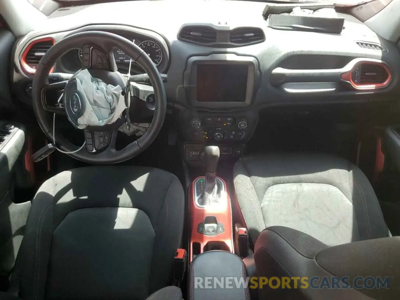 8 Photograph of a damaged car ZACNJDC11NPN99956 JEEP RENEGADE 2022