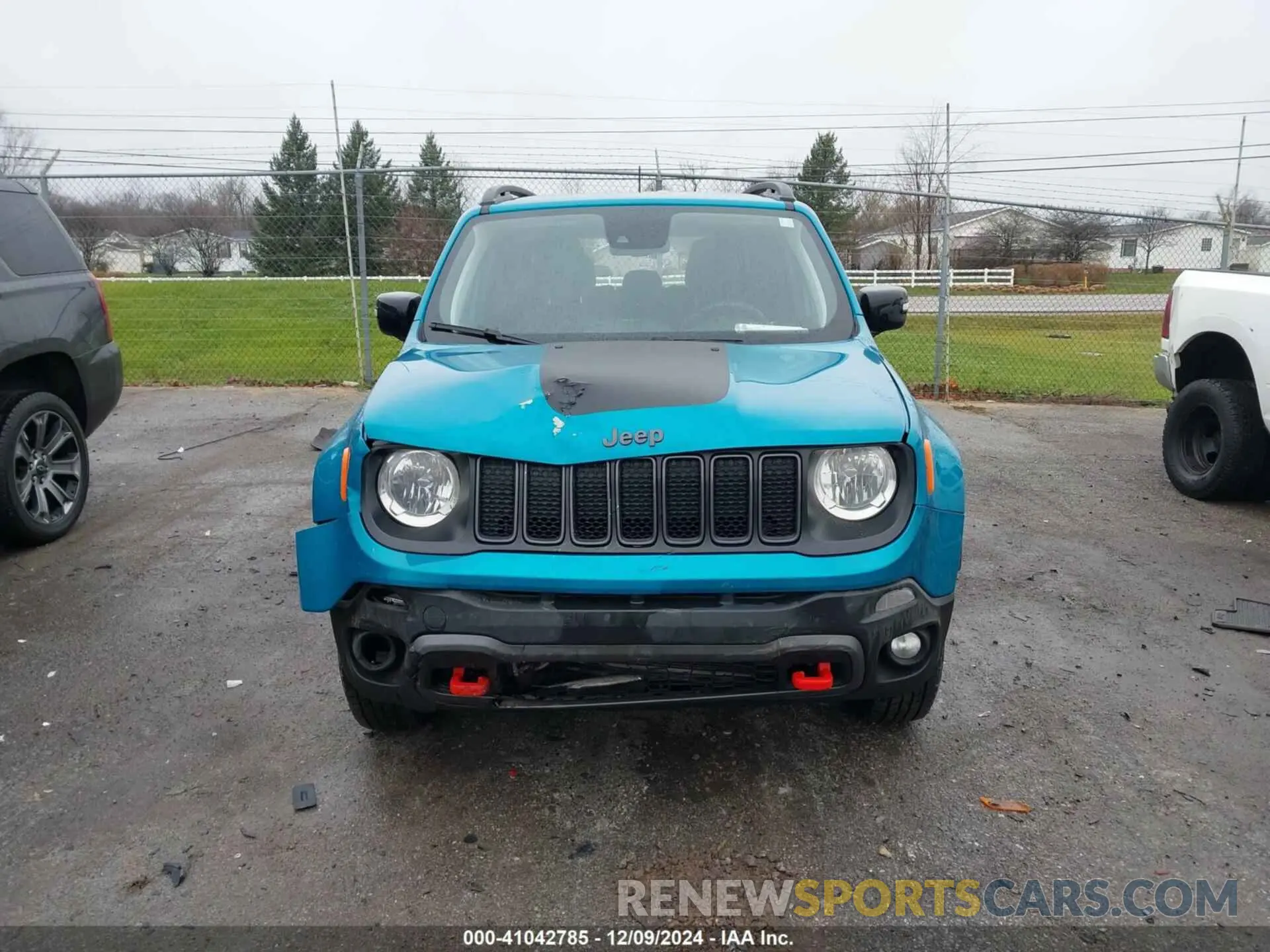 11 Photograph of a damaged car ZACNJDC13NPN57143 JEEP RENEGADE 2022