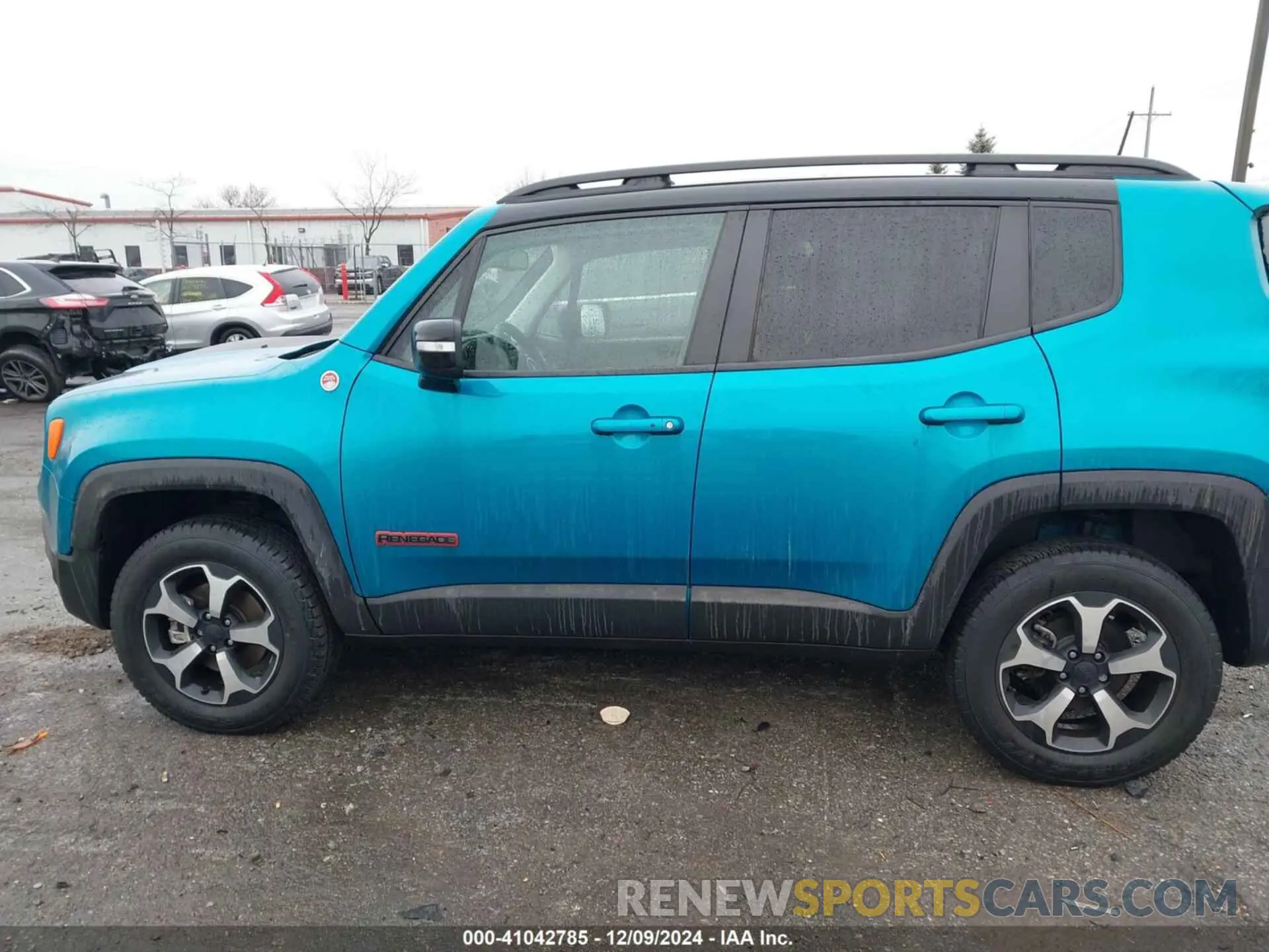 13 Photograph of a damaged car ZACNJDC13NPN57143 JEEP RENEGADE 2022