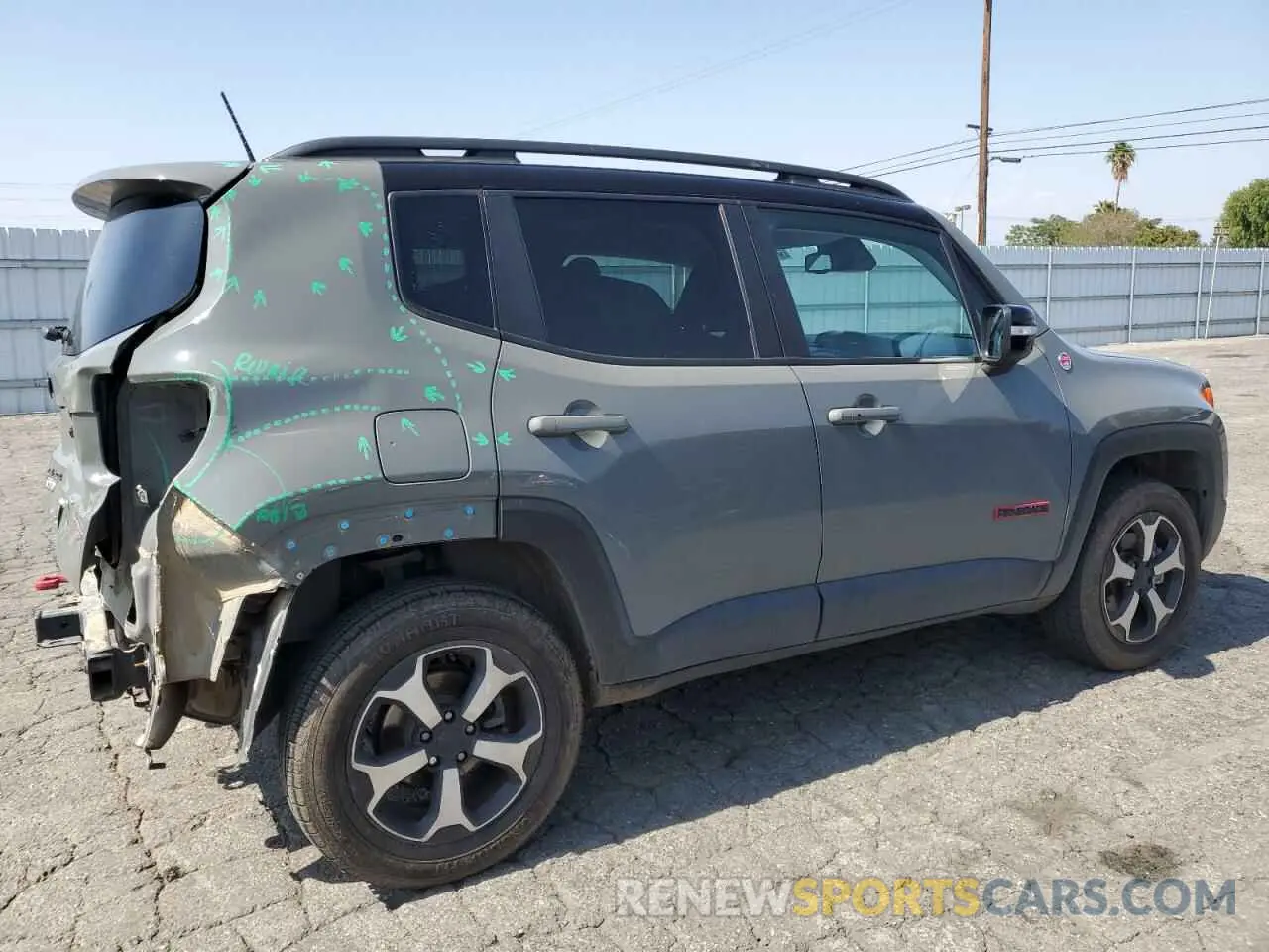 3 Photograph of a damaged car ZACNJDC17NPN80098 JEEP RENEGADE 2022