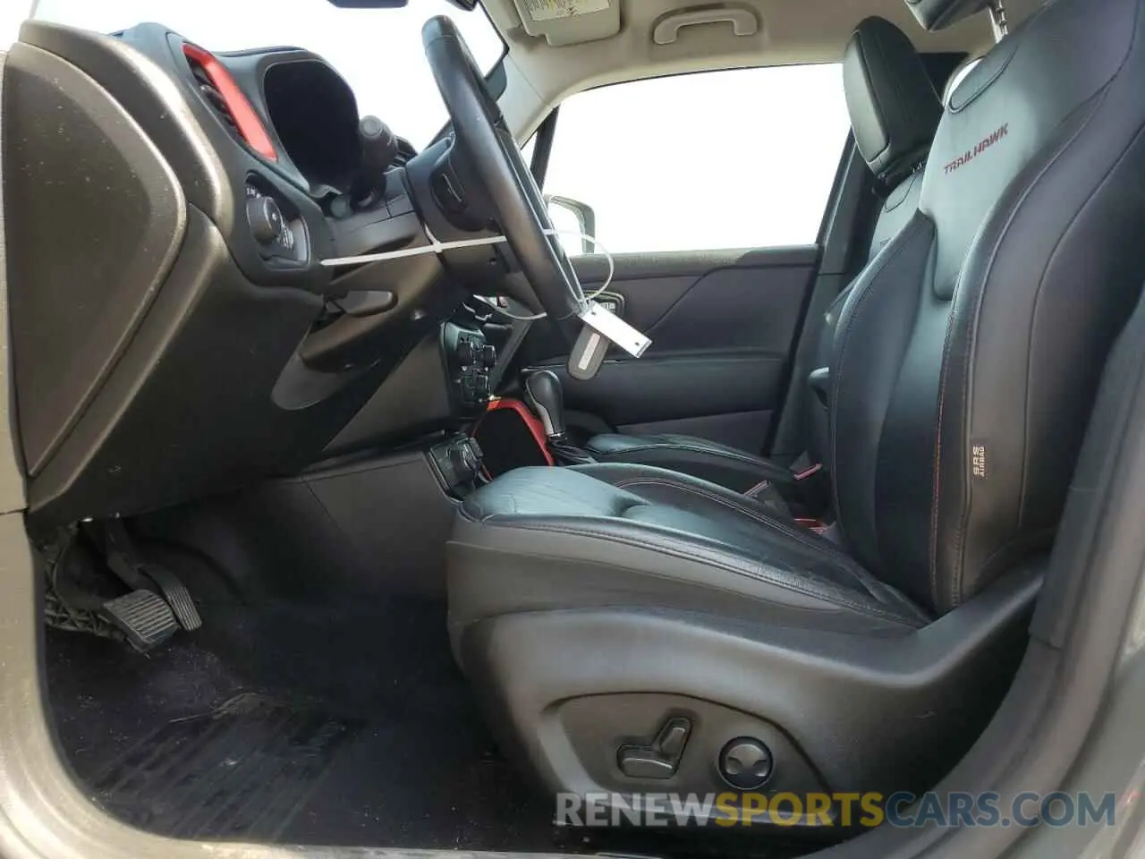 7 Photograph of a damaged car ZACNJDC17NPN80098 JEEP RENEGADE 2022