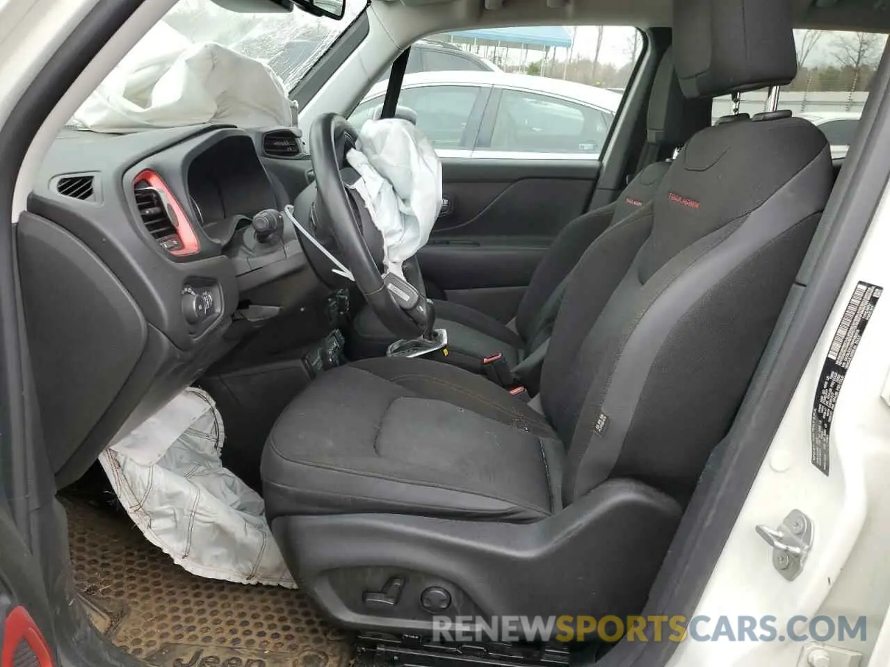 7 Photograph of a damaged car ZACNJDC1XNPN86915 JEEP RENEGADE 2022