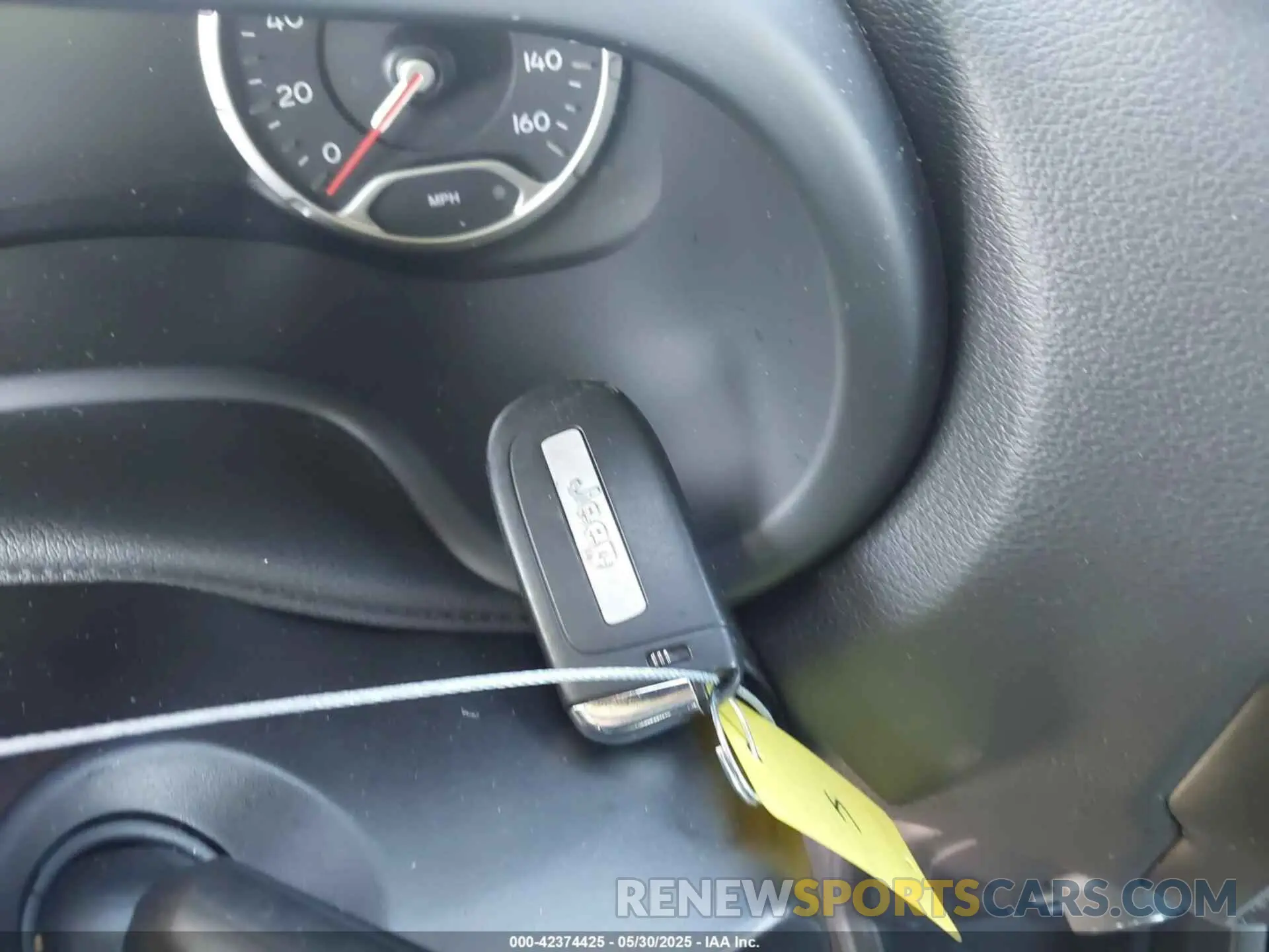 11 Photograph of a damaged car ZACNJDD11NPN71962 JEEP RENEGADE 2022