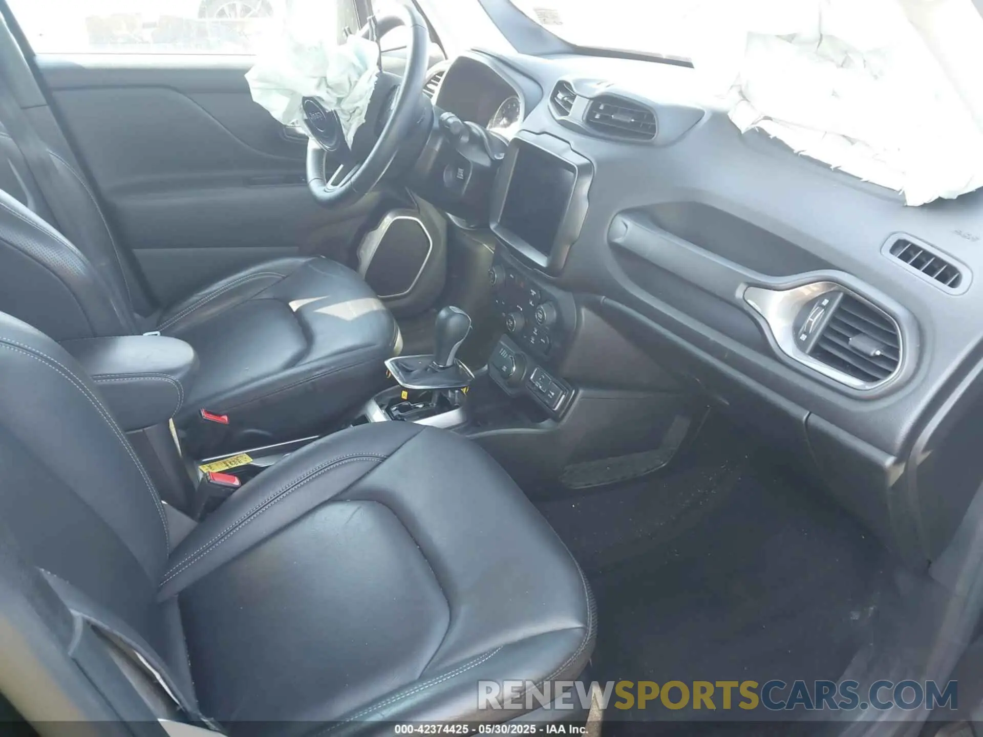 5 Photograph of a damaged car ZACNJDD11NPN71962 JEEP RENEGADE 2022