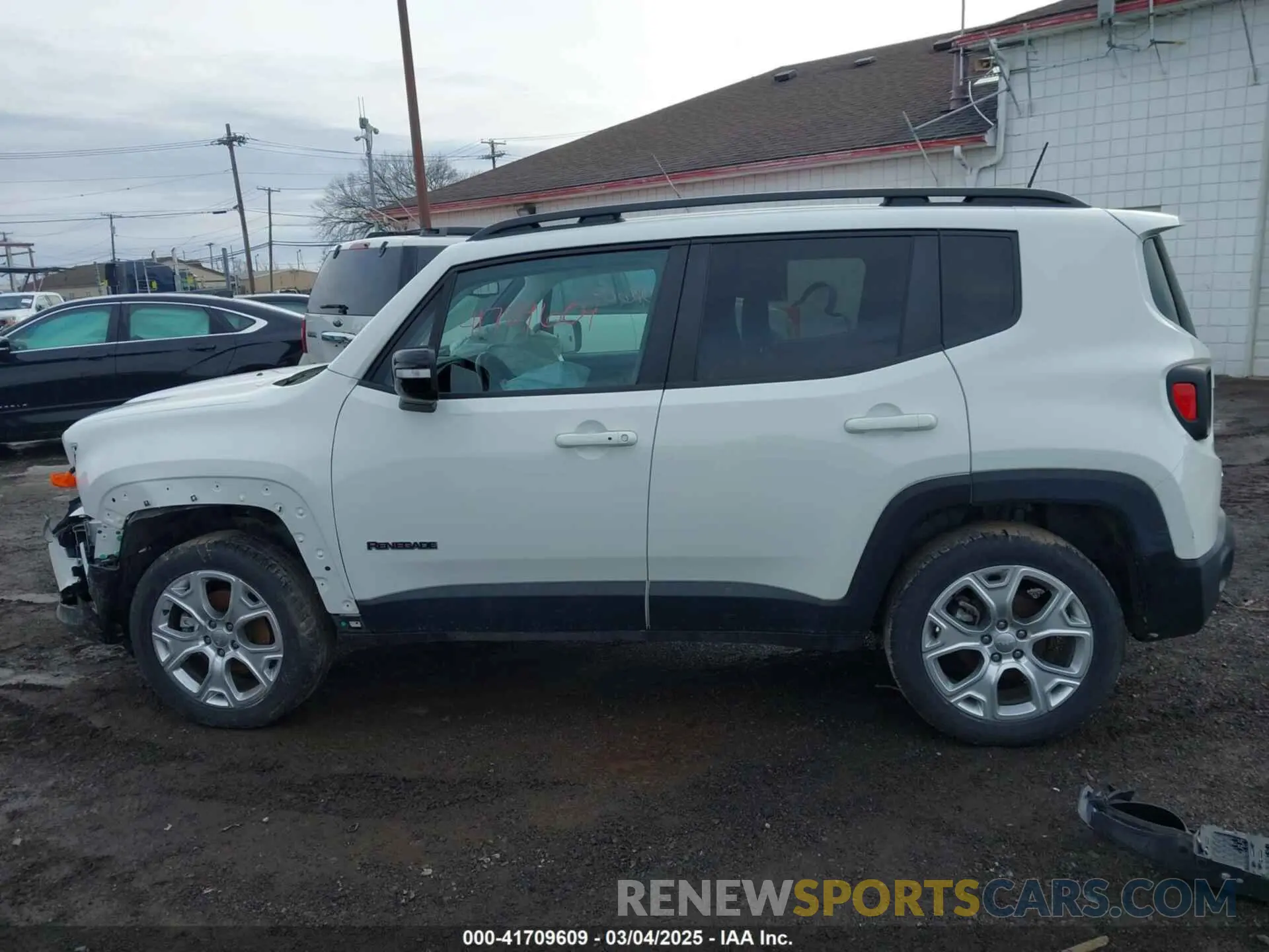 14 Photograph of a damaged car ZACNJDD11NPN99535 JEEP RENEGADE 2022