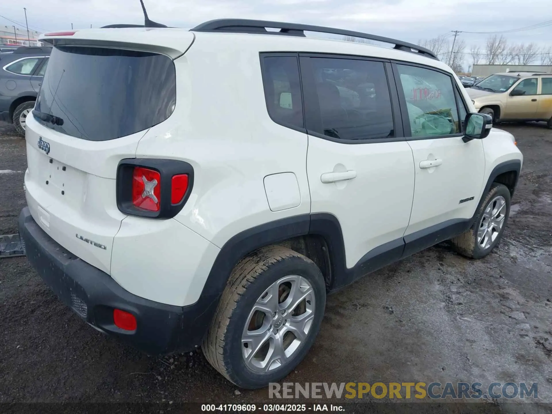 4 Photograph of a damaged car ZACNJDD11NPN99535 JEEP RENEGADE 2022