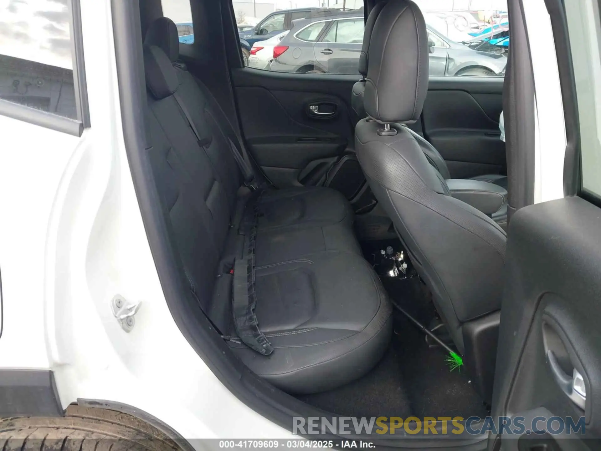 8 Photograph of a damaged car ZACNJDD11NPN99535 JEEP RENEGADE 2022