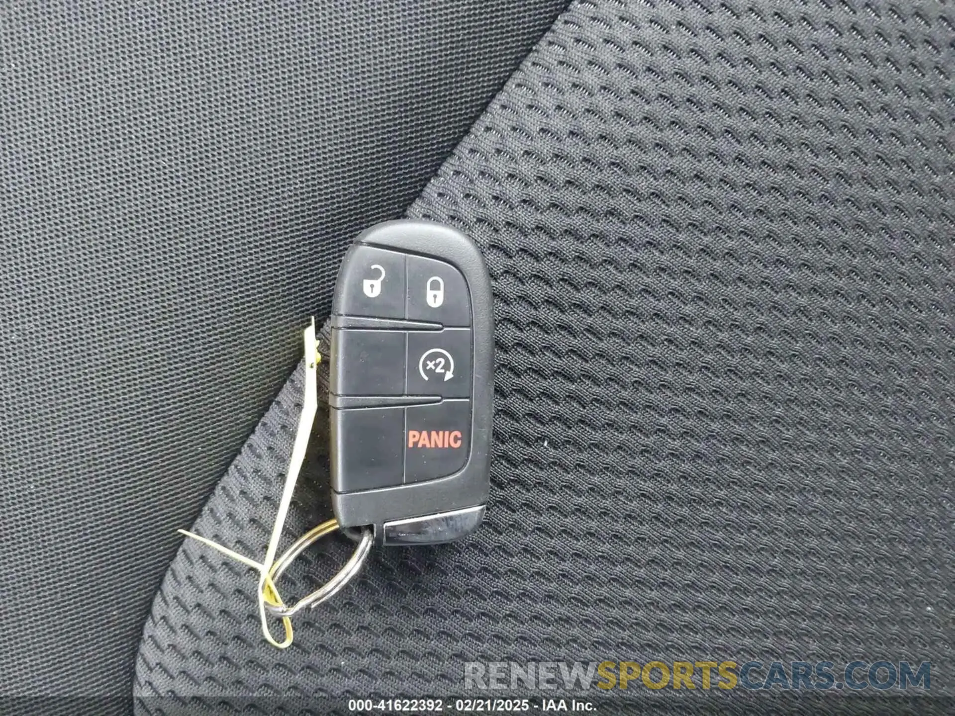11 Photograph of a damaged car ZACNJDE19NPN66720 JEEP RENEGADE 2022