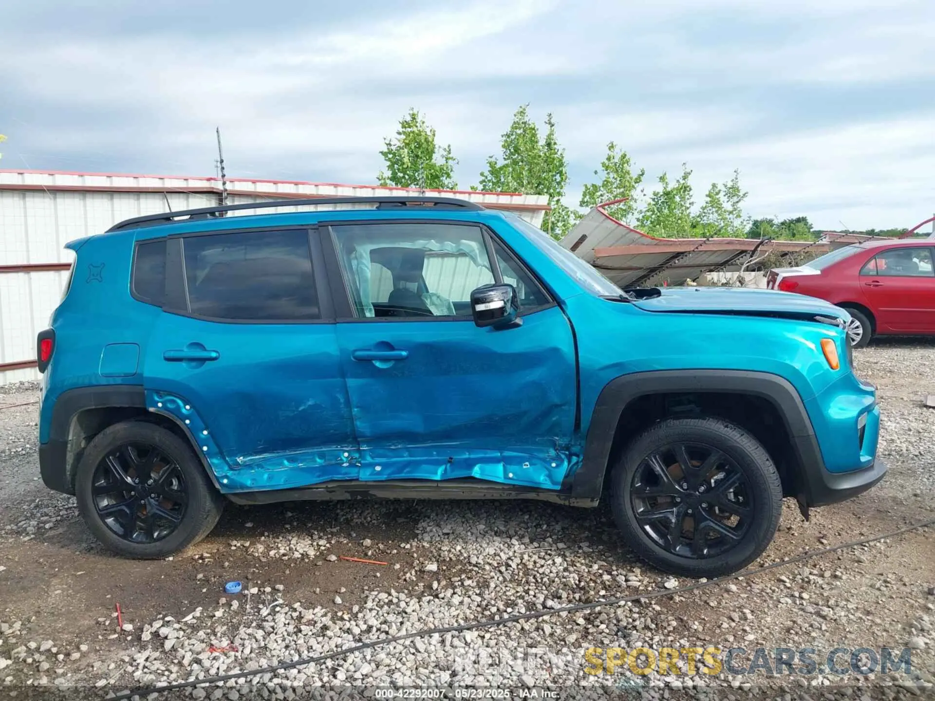 13 Photograph of a damaged car ZACNJDE1XNPN68198 JEEP RENEGADE 2022