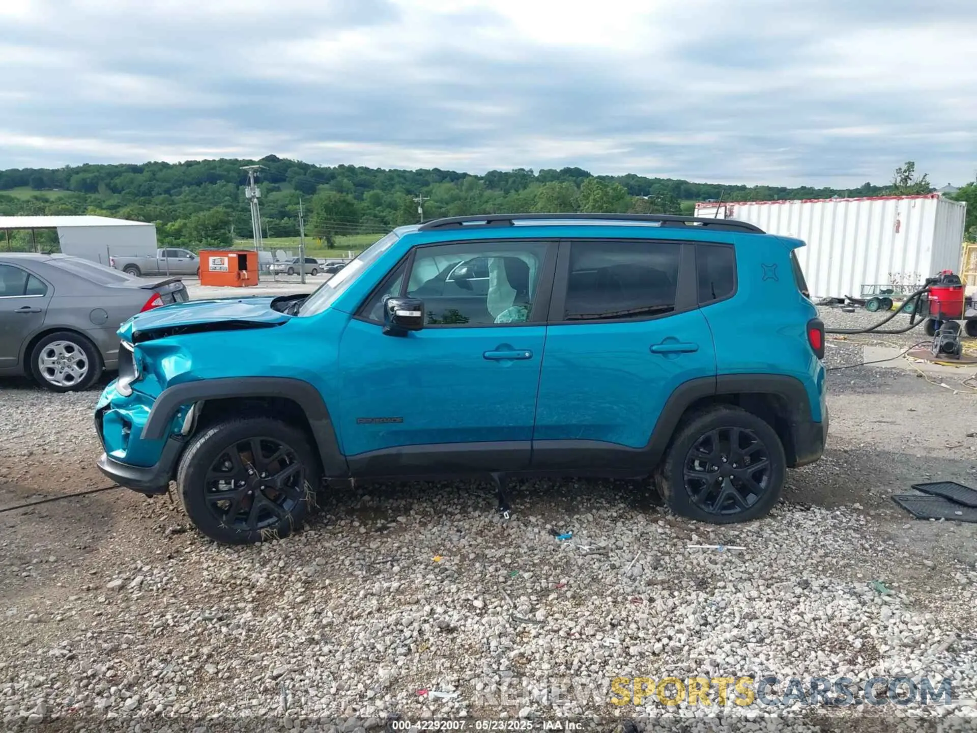 14 Photograph of a damaged car ZACNJDE1XNPN68198 JEEP RENEGADE 2022