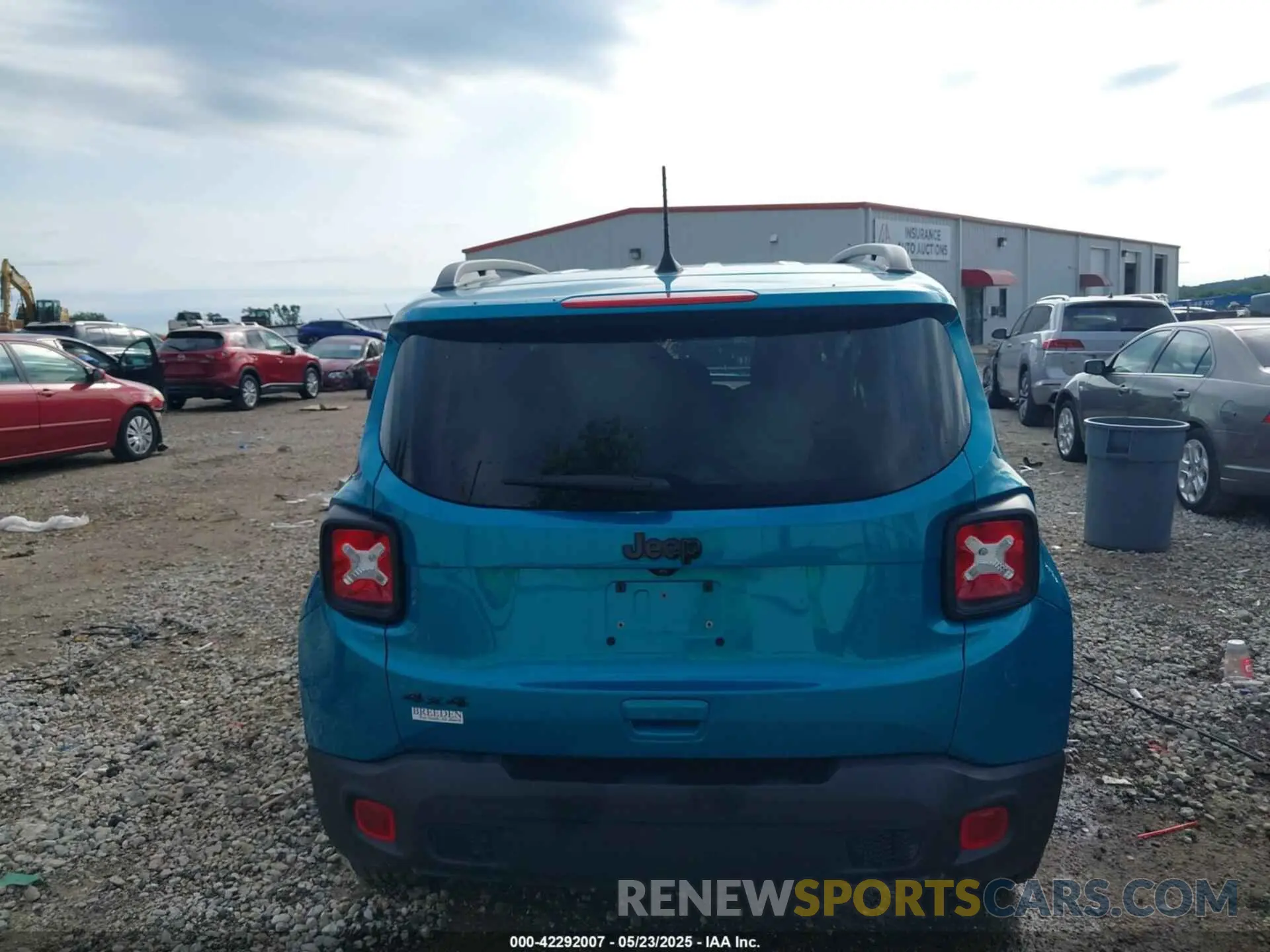 16 Photograph of a damaged car ZACNJDE1XNPN68198 JEEP RENEGADE 2022