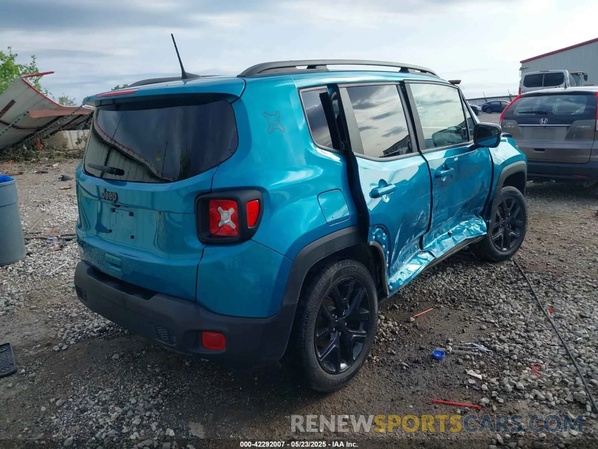 4 Photograph of a damaged car ZACNJDE1XNPN68198 JEEP RENEGADE 2022