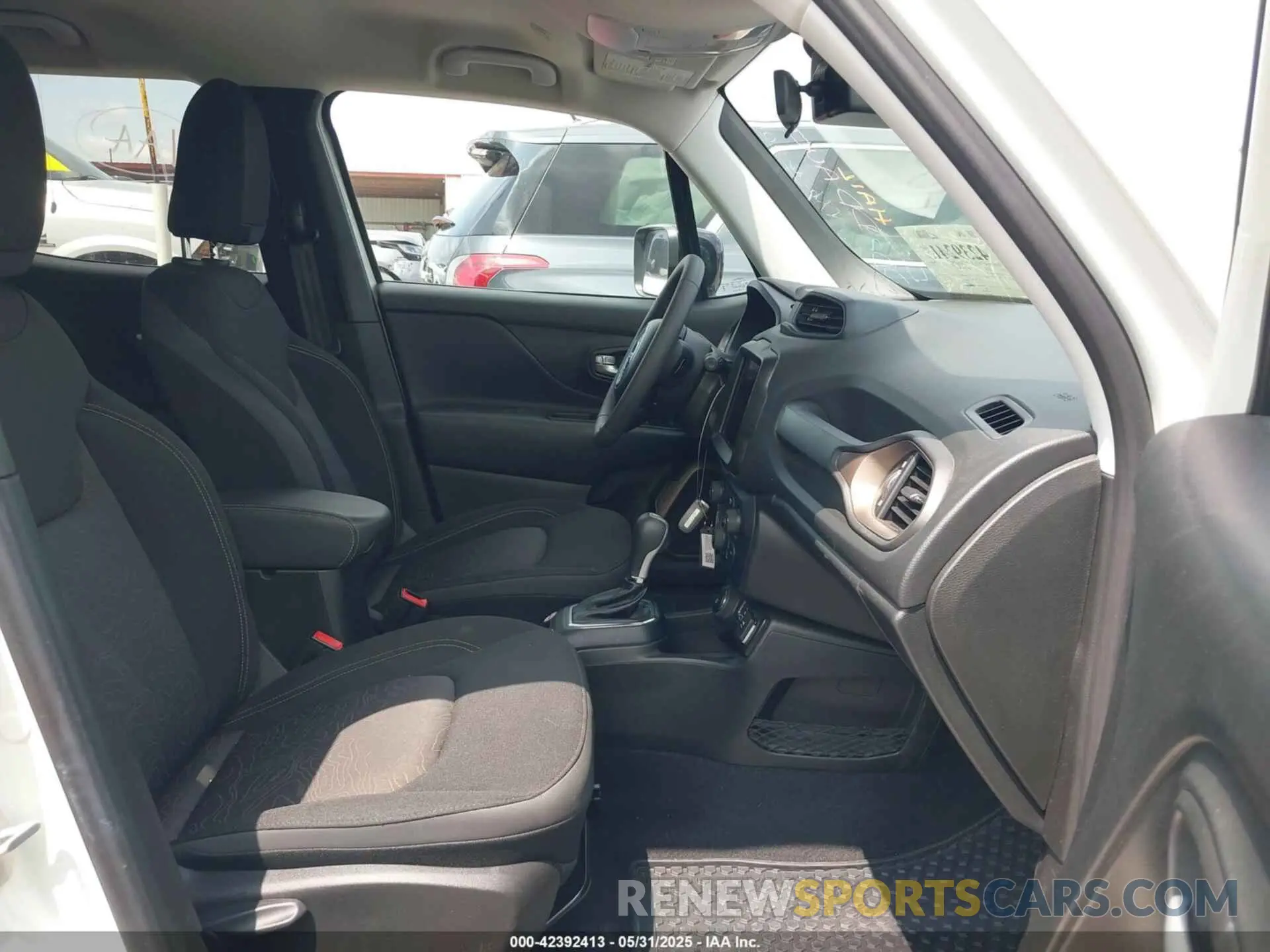 5 Photograph of a damaged car ZACNJDB10PPP72791 JEEP RENEGADE 2023