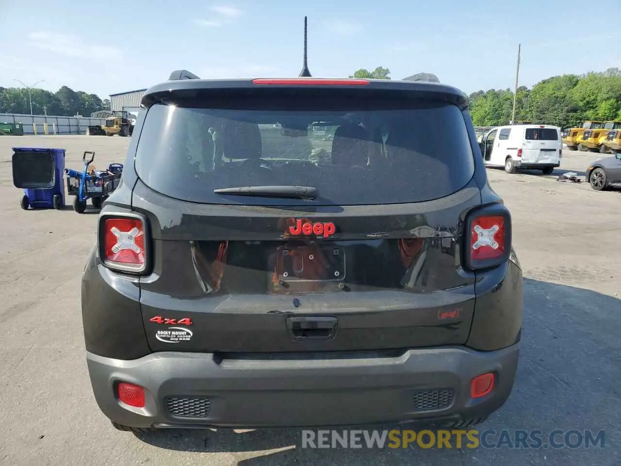 6 Photograph of a damaged car ZACNJDB12PPP26797 JEEP RENEGADE 2023