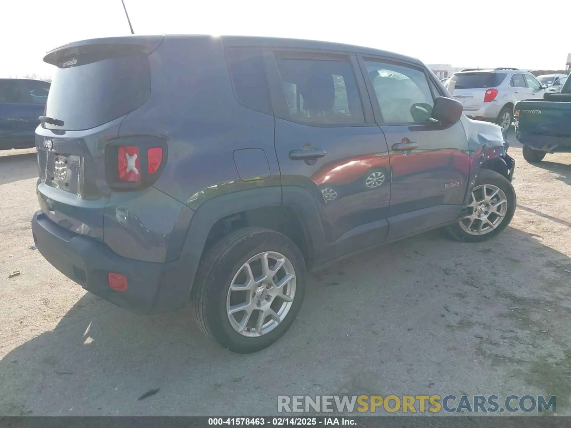 4 Photograph of a damaged car ZACNJDB12PPP60061 JEEP RENEGADE 2023