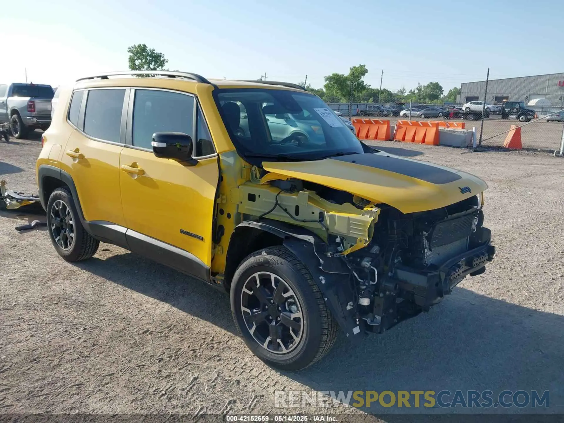 1 Photograph of a damaged car ZACNJDB12PPP64031 JEEP RENEGADE 2023