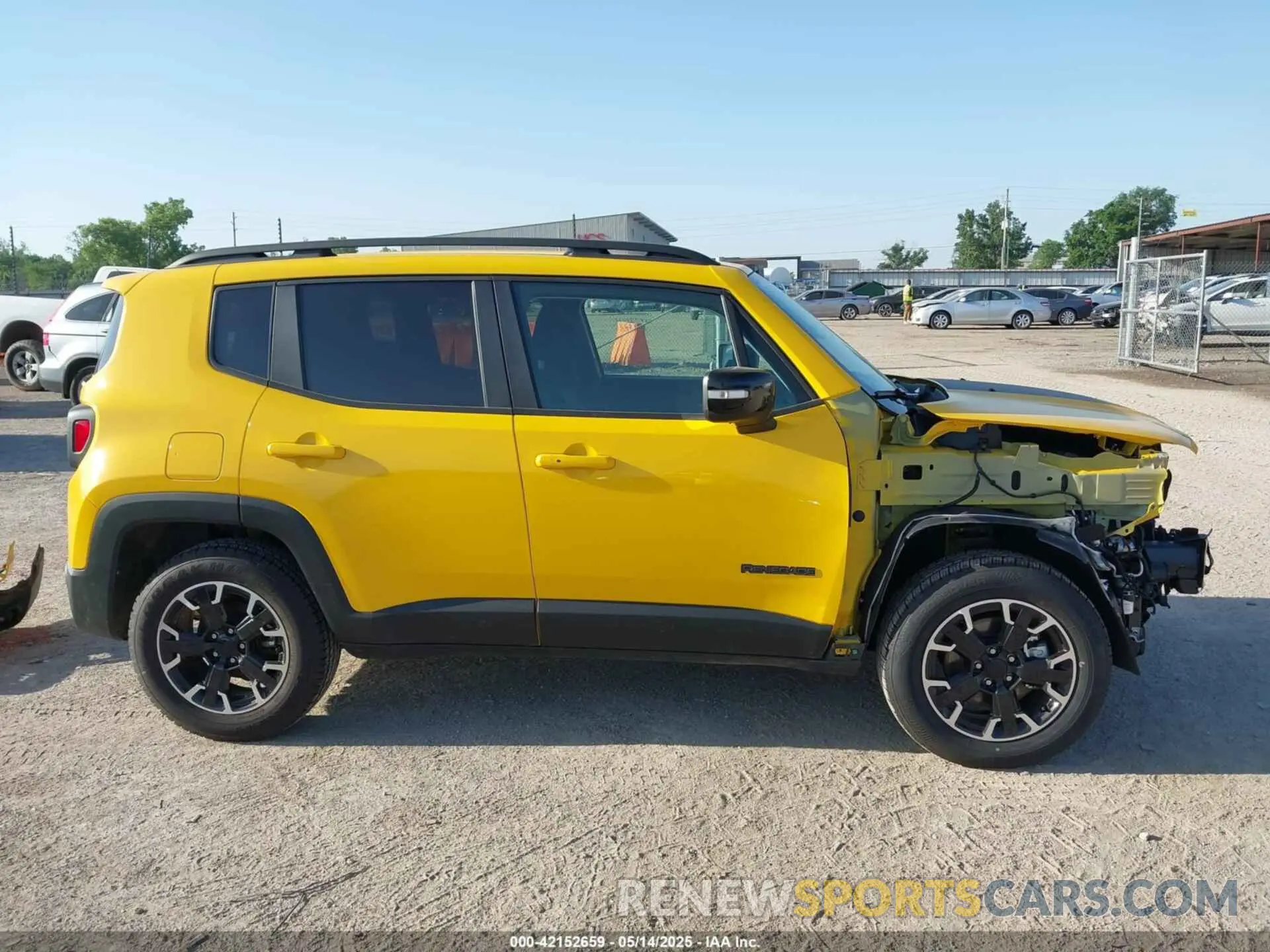 14 Photograph of a damaged car ZACNJDB12PPP64031 JEEP RENEGADE 2023