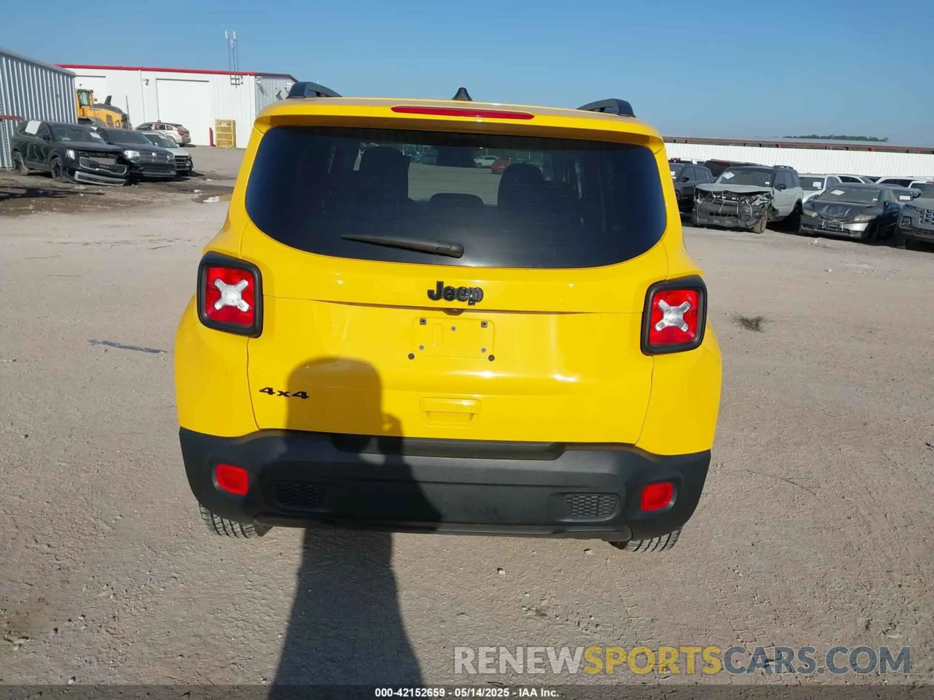 17 Photograph of a damaged car ZACNJDB12PPP64031 JEEP RENEGADE 2023