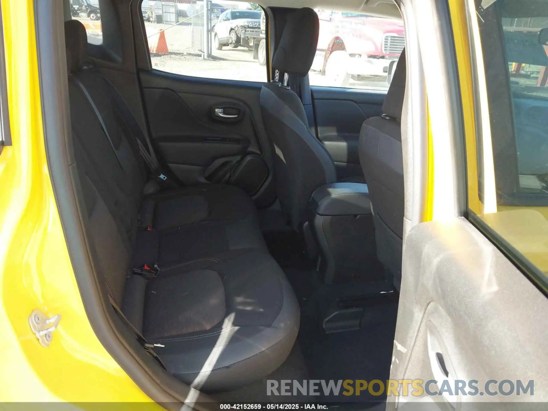 8 Photograph of a damaged car ZACNJDB12PPP64031 JEEP RENEGADE 2023