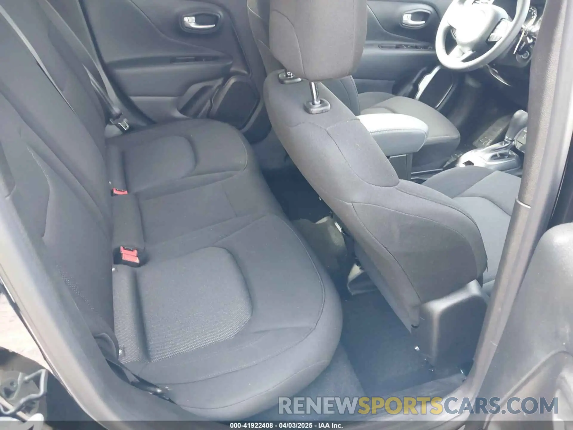 8 Photograph of a damaged car ZACNJDB12PPP72694 JEEP RENEGADE 2023