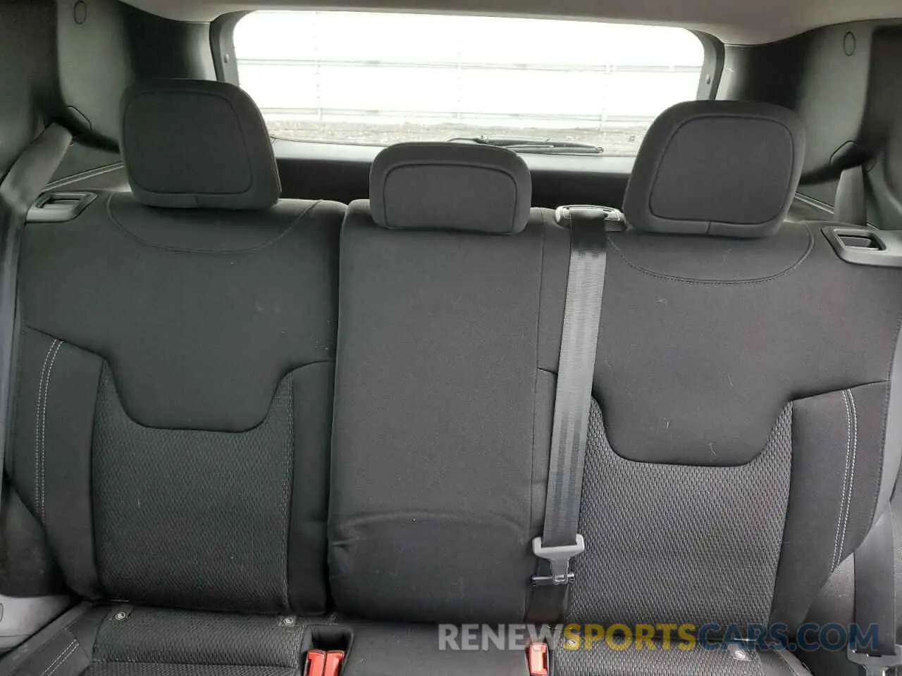 10 Photograph of a damaged car ZACNJDB13PPP31264 JEEP RENEGADE 2023