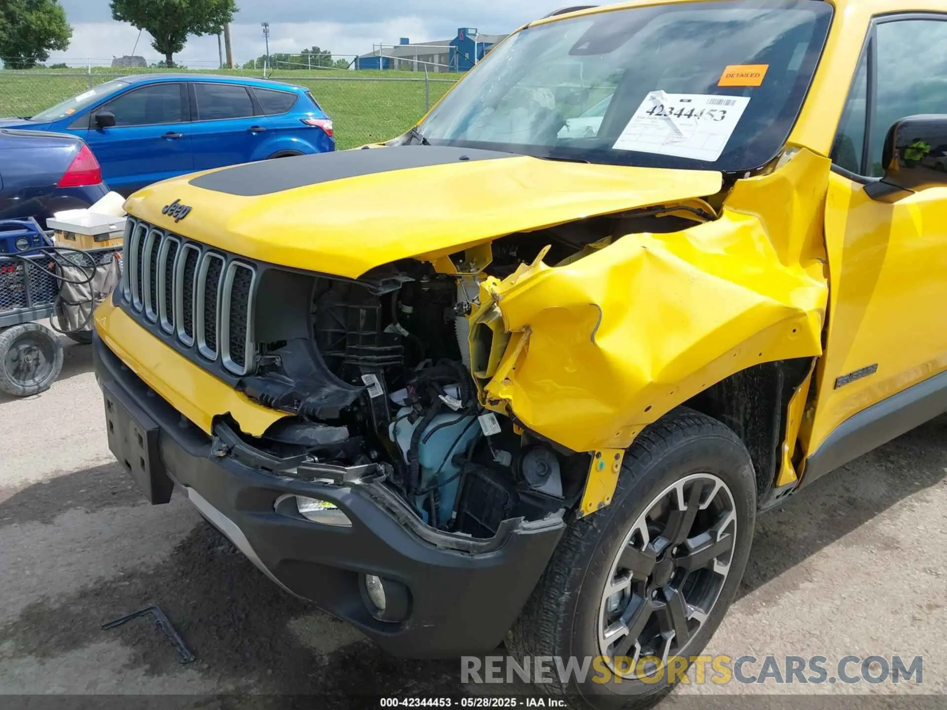 6 Photograph of a damaged car ZACNJDB13PPP56620 JEEP RENEGADE 2023
