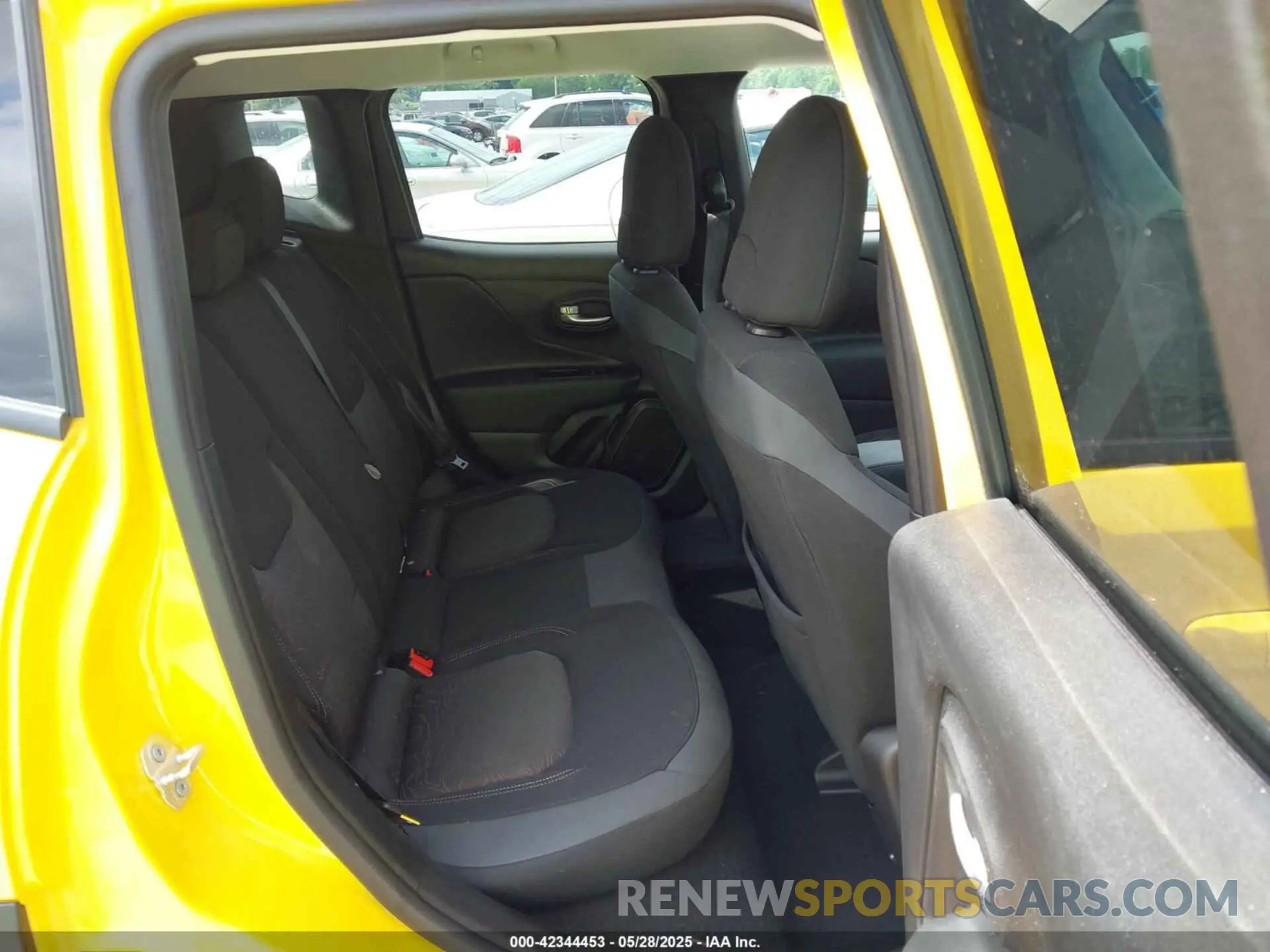 8 Photograph of a damaged car ZACNJDB13PPP56620 JEEP RENEGADE 2023