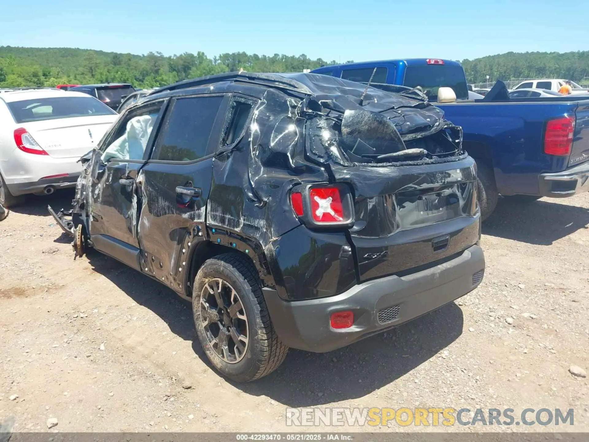 3 Photograph of a damaged car ZACNJDB13PPP69738 JEEP RENEGADE 2023