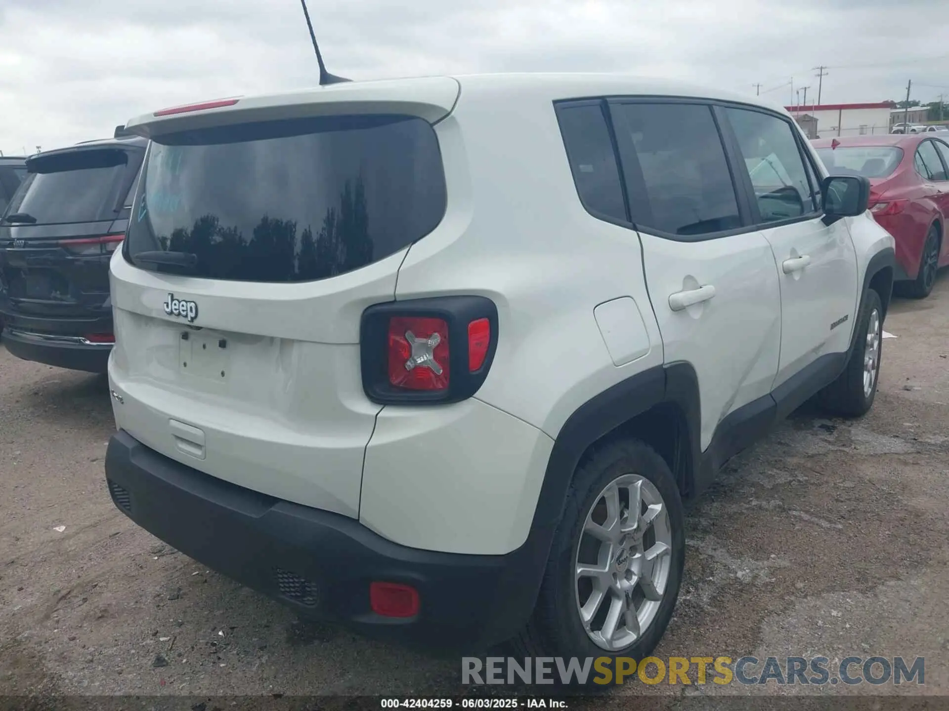 4 Photograph of a damaged car ZACNJDB13PPP72672 JEEP RENEGADE 2023