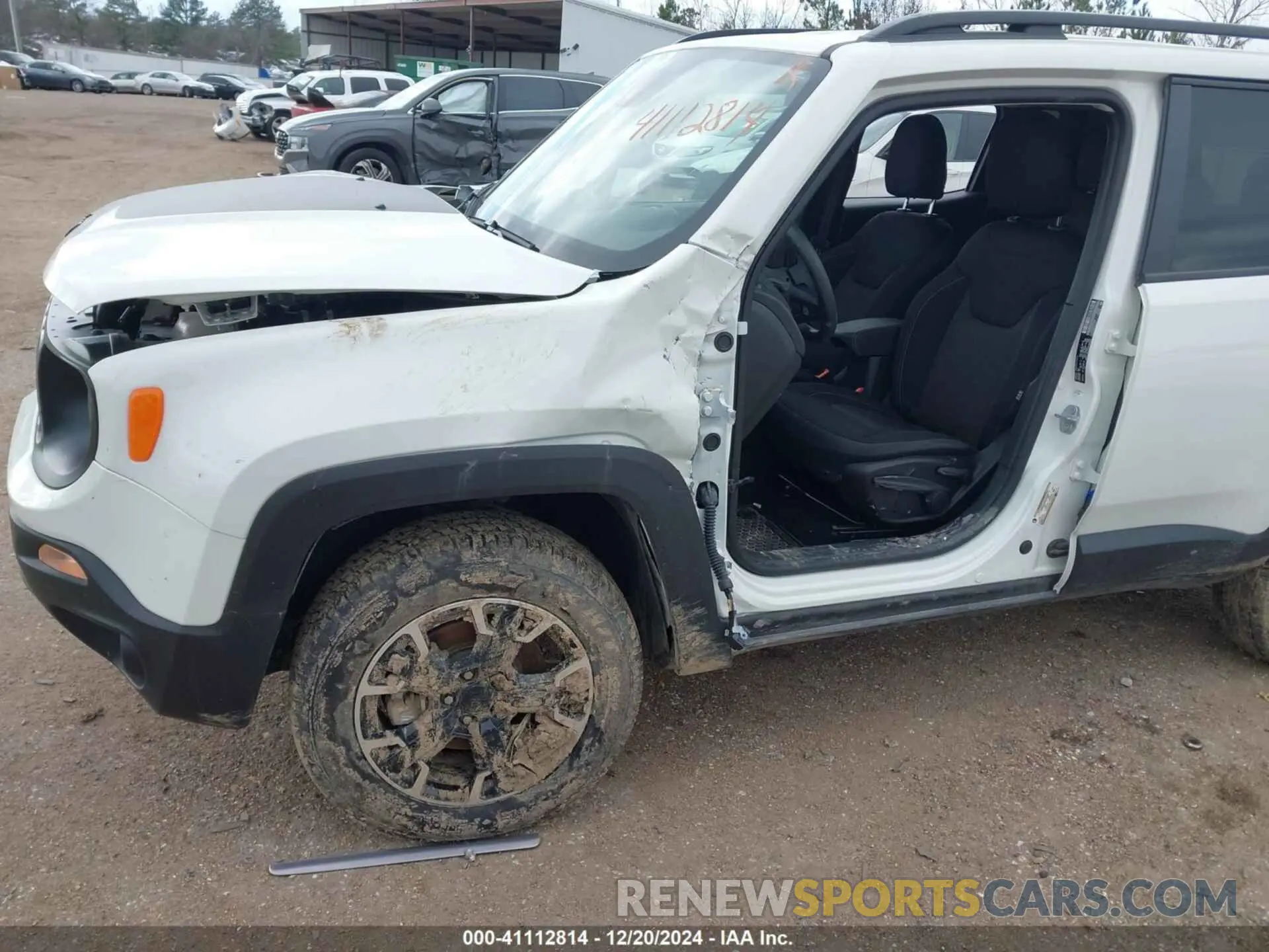 6 Photograph of a damaged car ZACNJDB14PPP34402 JEEP RENEGADE 2023