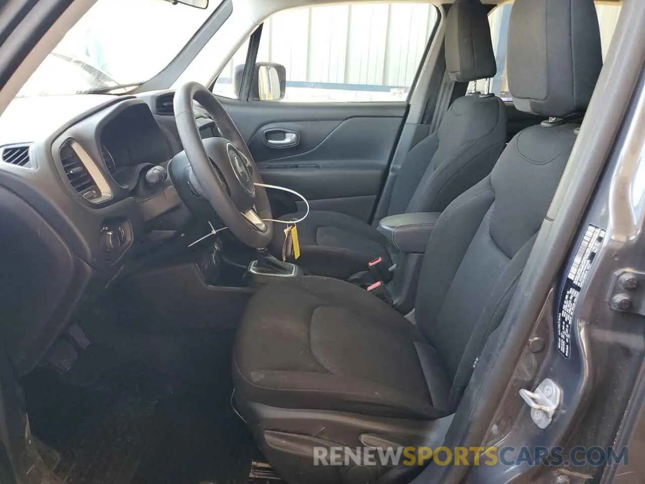 7 Photograph of a damaged car ZACNJDB17PPP20395 JEEP RENEGADE 2023
