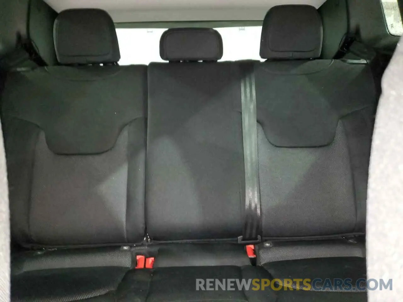 10 Photograph of a damaged car ZACNJDB18PPP65815 JEEP RENEGADE 2023