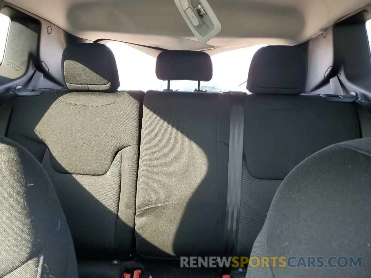 10 Photograph of a damaged car ZACNJDB1XPPP14431 JEEP RENEGADE 2023