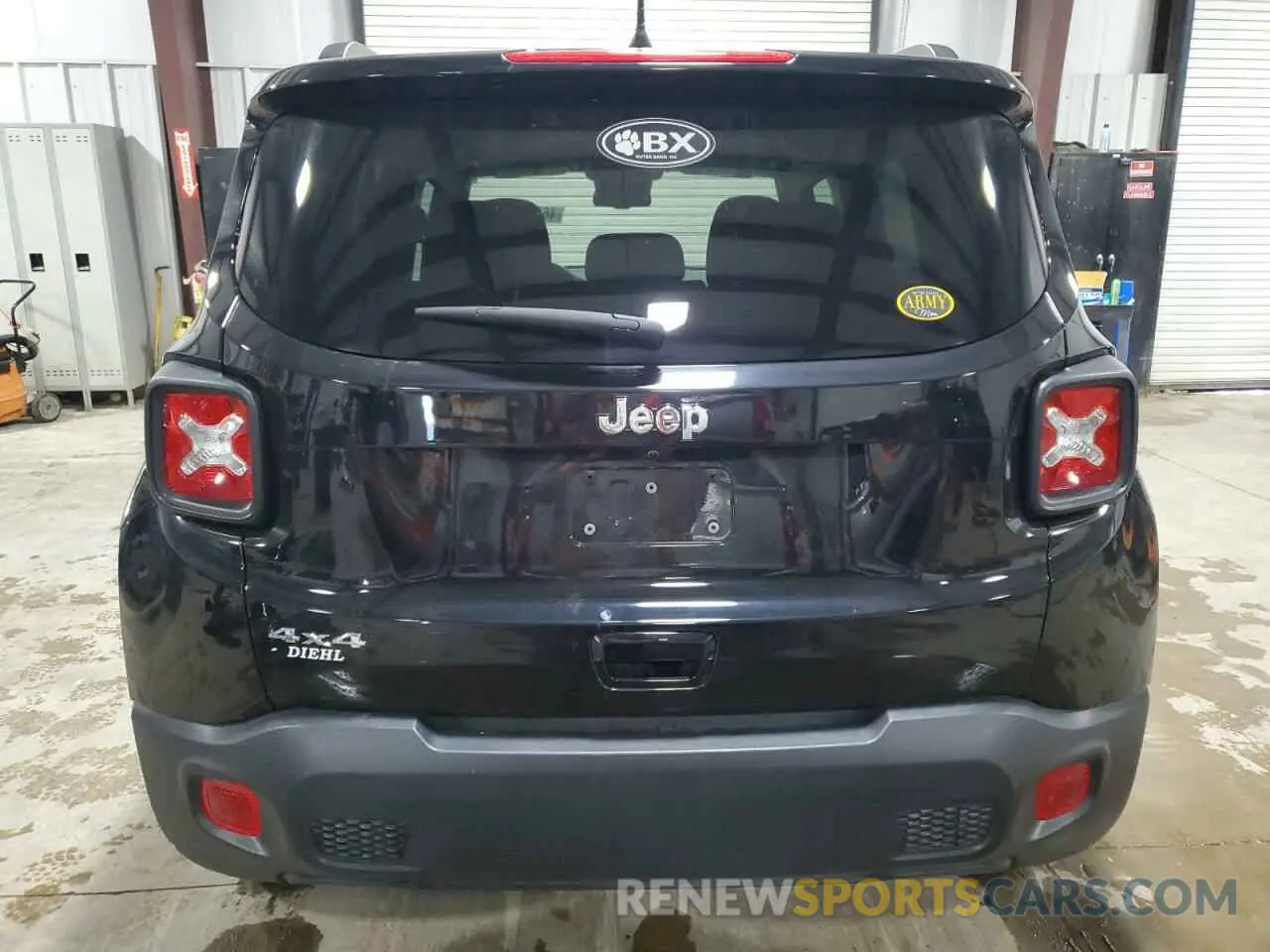 6 Photograph of a damaged car ZACNJDB1XPPP40897 JEEP RENEGADE 2023