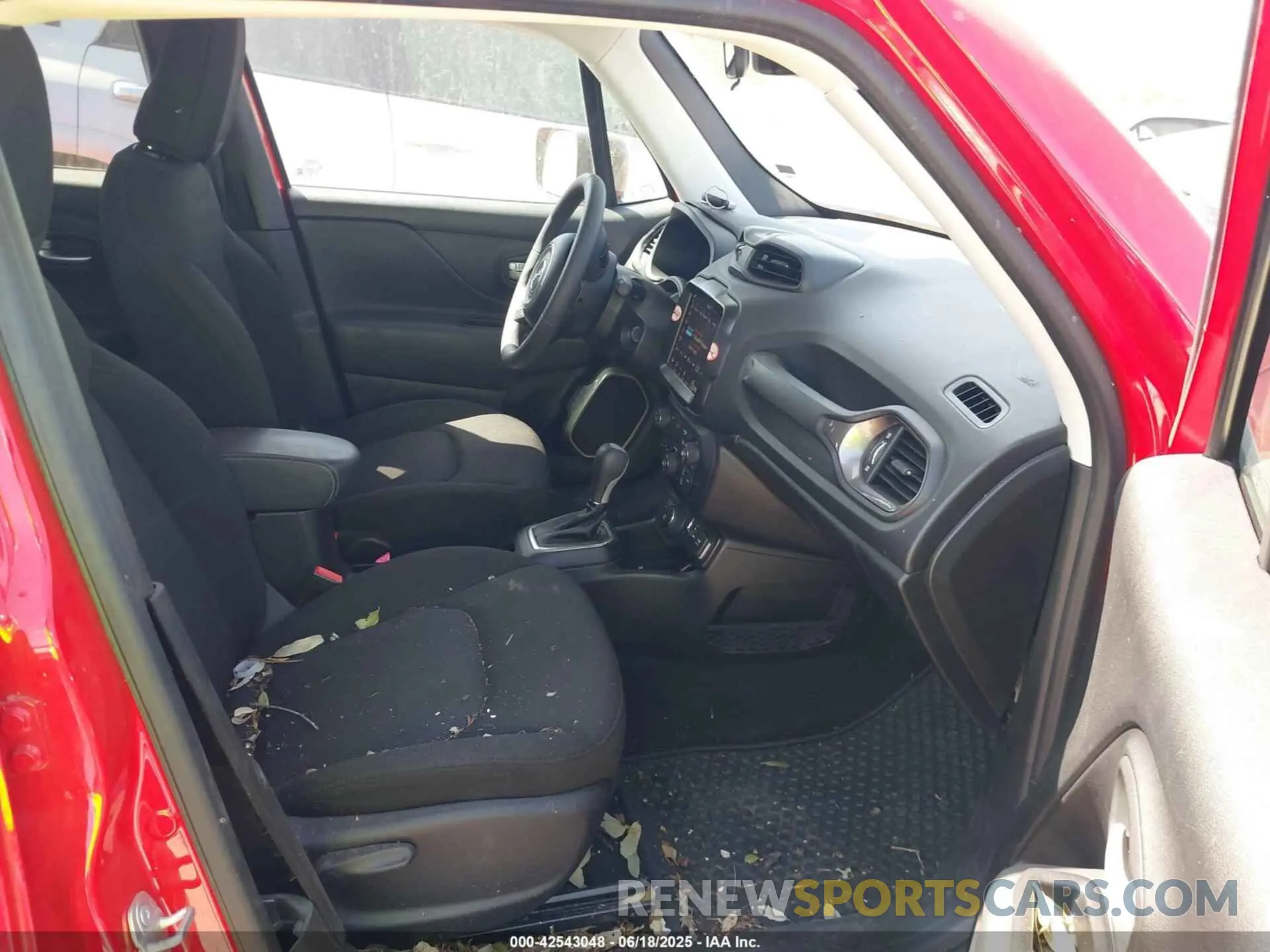 5 Photograph of a damaged car ZACNJDB1XPPP68568 JEEP RENEGADE 2023