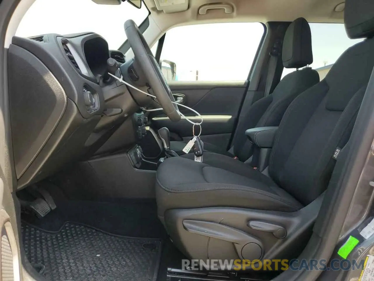 7 Photograph of a damaged car ZACNJDB1XPPP70353 JEEP RENEGADE 2023