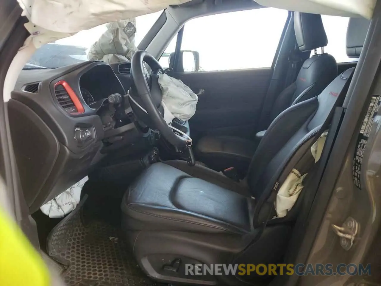7 Photograph of a damaged car ZACNJDC10PPP37182 JEEP RENEGADE 2023