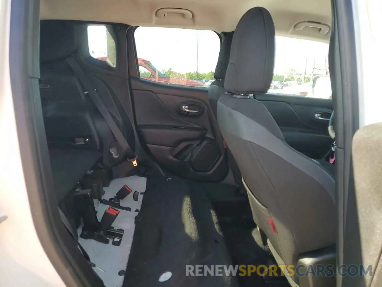 11 Photograph of a damaged car ZACNJDC12PPP65419 JEEP RENEGADE 2023