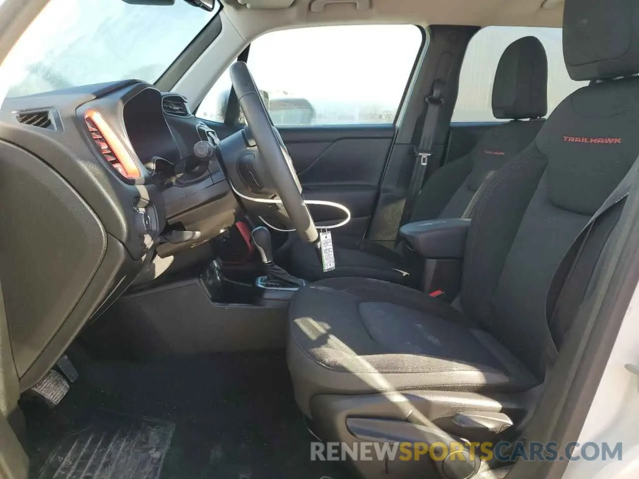 7 Photograph of a damaged car ZACNJDC12PPP65419 JEEP RENEGADE 2023