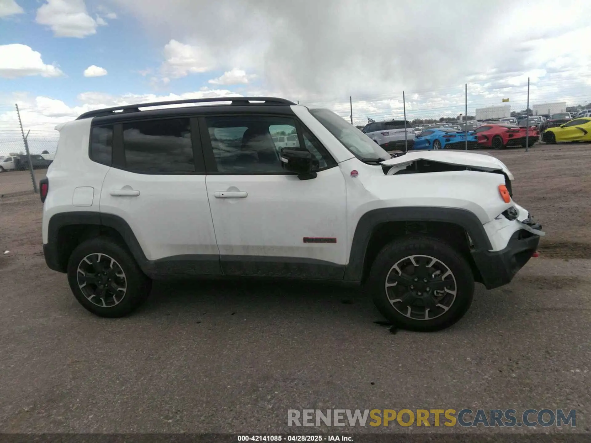 13 Photograph of a damaged car ZACNJDC15PPP67715 JEEP RENEGADE 2023