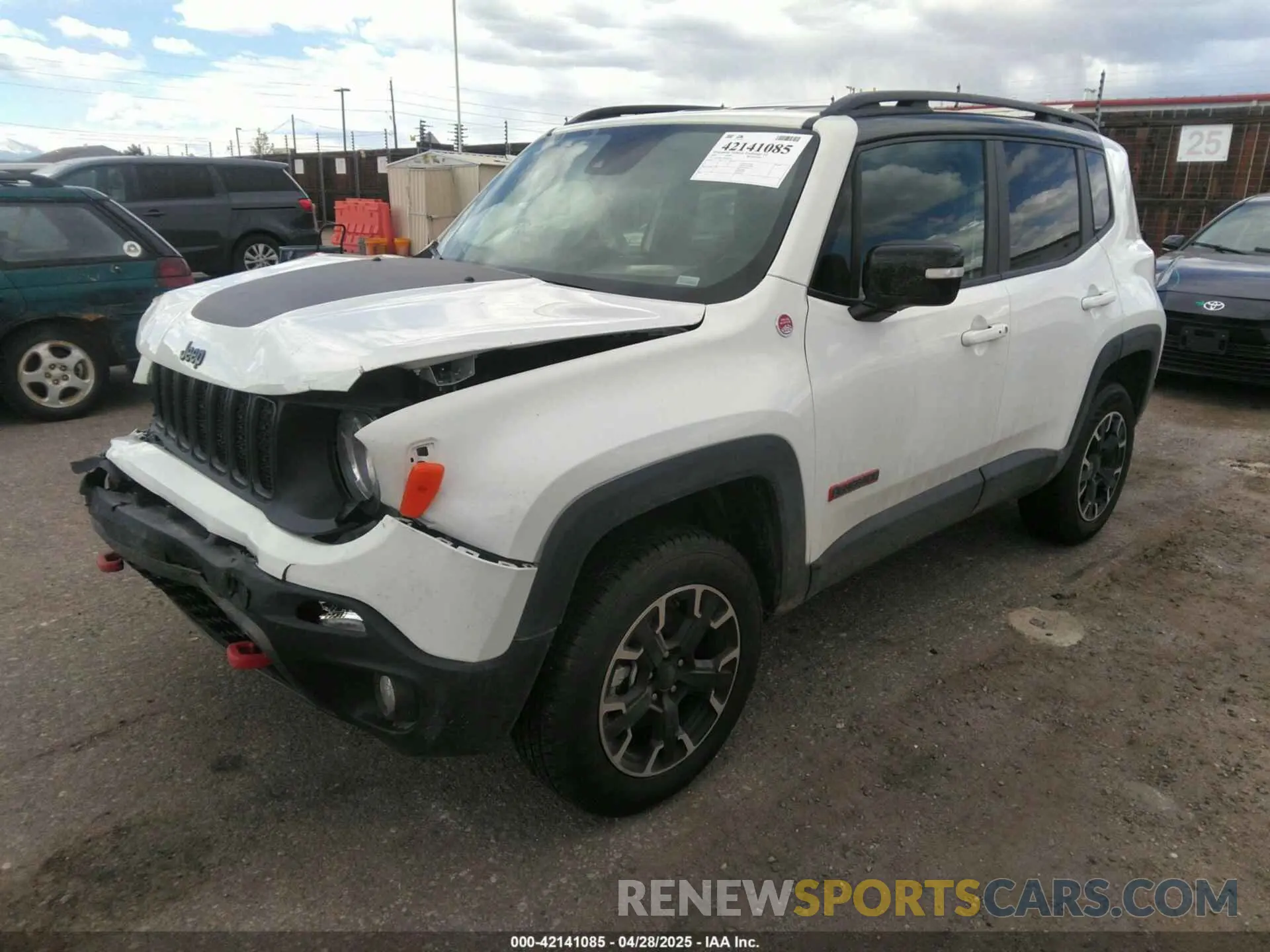 2 Photograph of a damaged car ZACNJDC15PPP67715 JEEP RENEGADE 2023