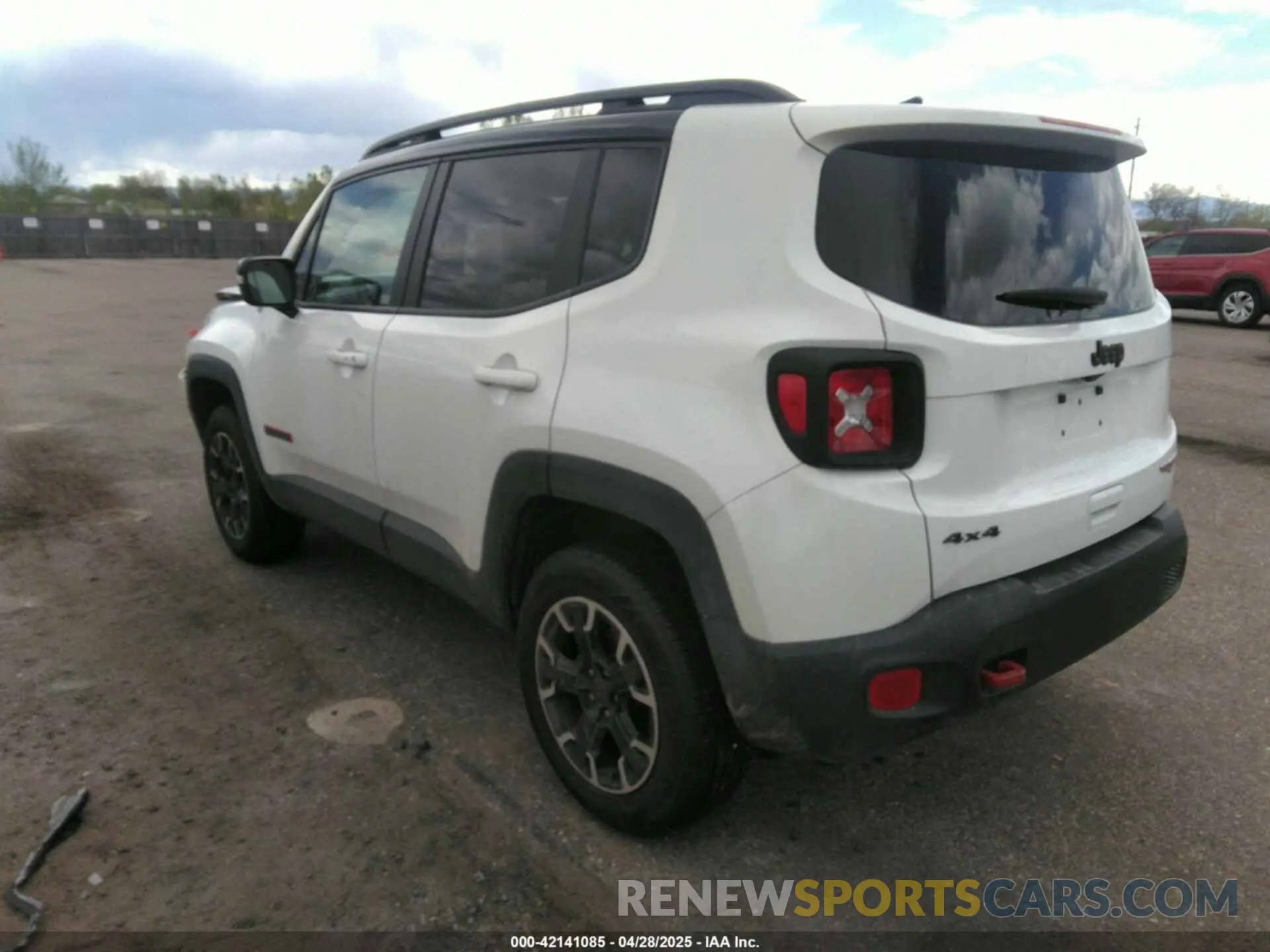 3 Photograph of a damaged car ZACNJDC15PPP67715 JEEP RENEGADE 2023