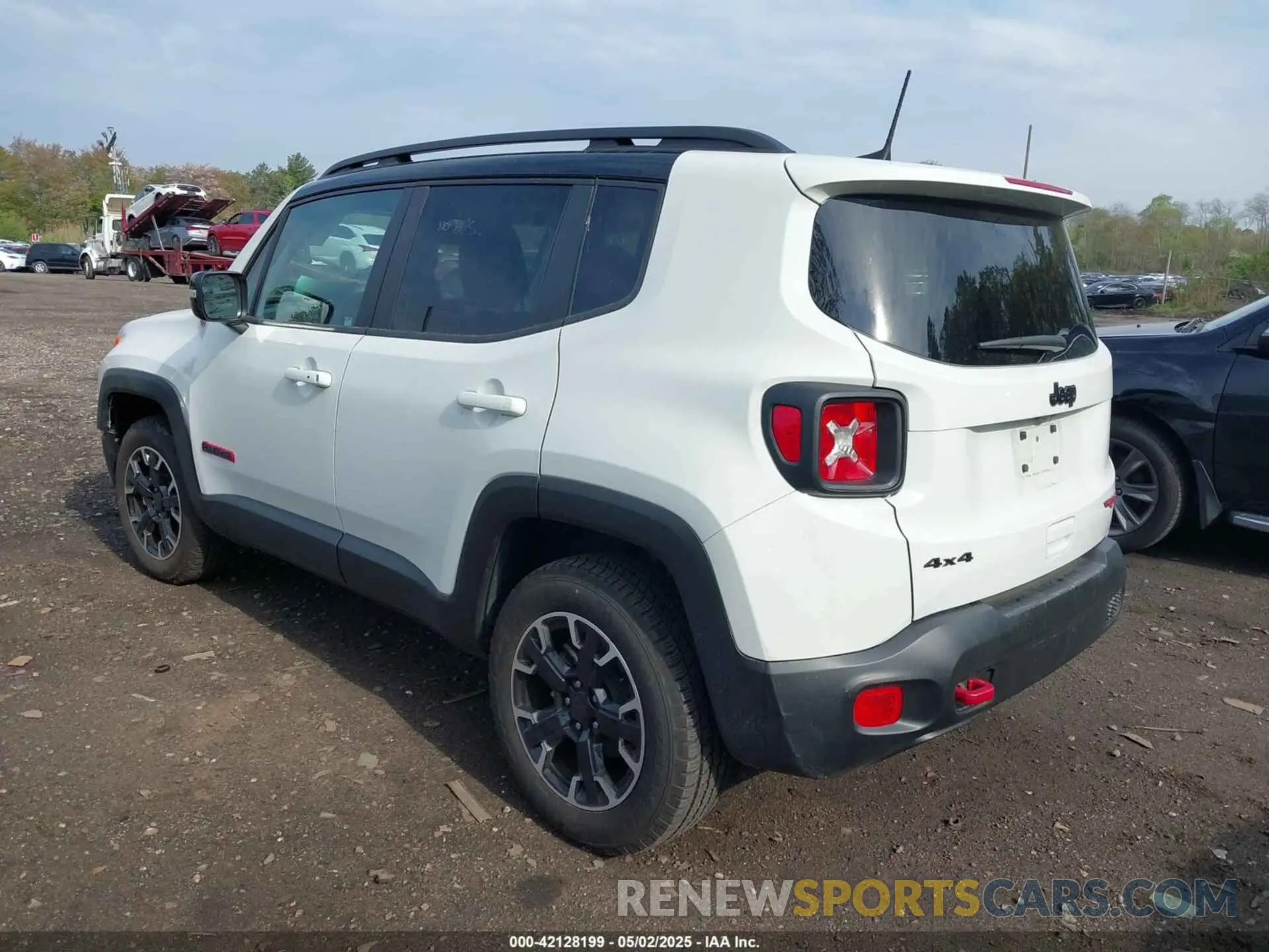 3 Photograph of a damaged car ZACNJDC16PPP73152 JEEP RENEGADE 2023