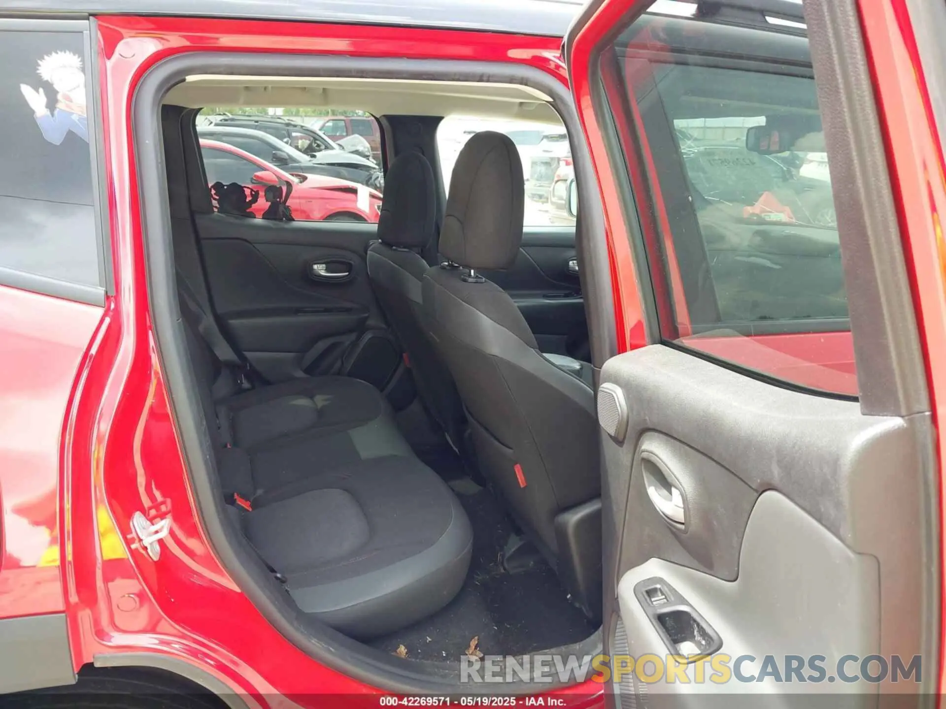 8 Photograph of a damaged car ZACNJDC18PPP61388 JEEP RENEGADE 2023