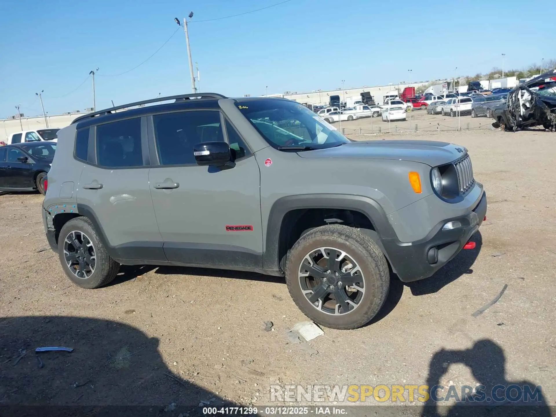 13 Photograph of a damaged car ZACNJDC19PPP27959 JEEP RENEGADE 2023